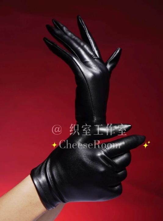 Black Glossy Leather Short Gloves